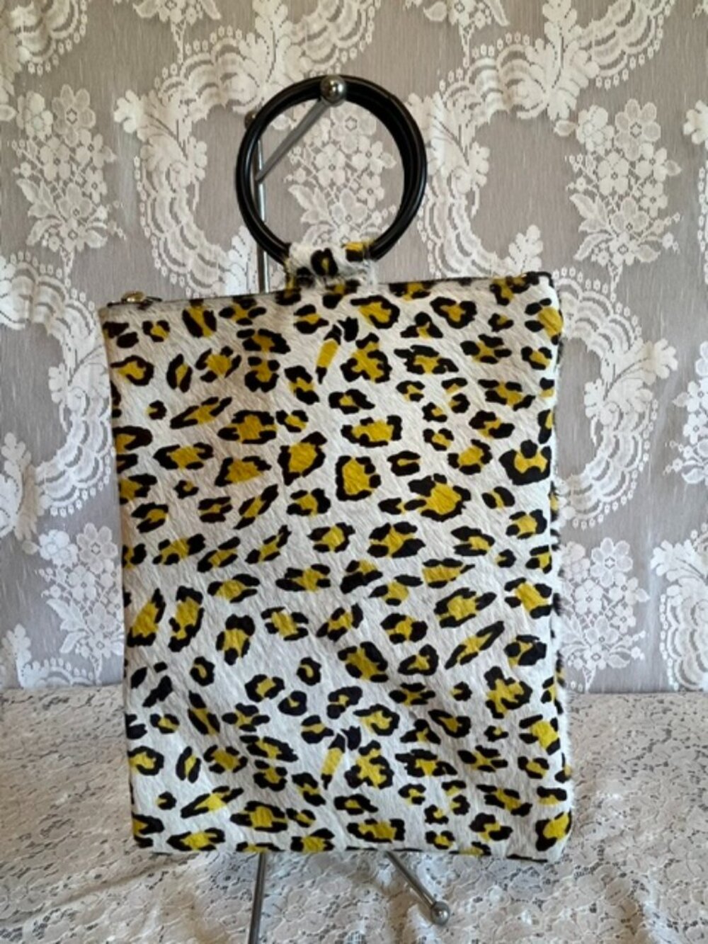Oliveve Leopard Jolie Clutch Purse